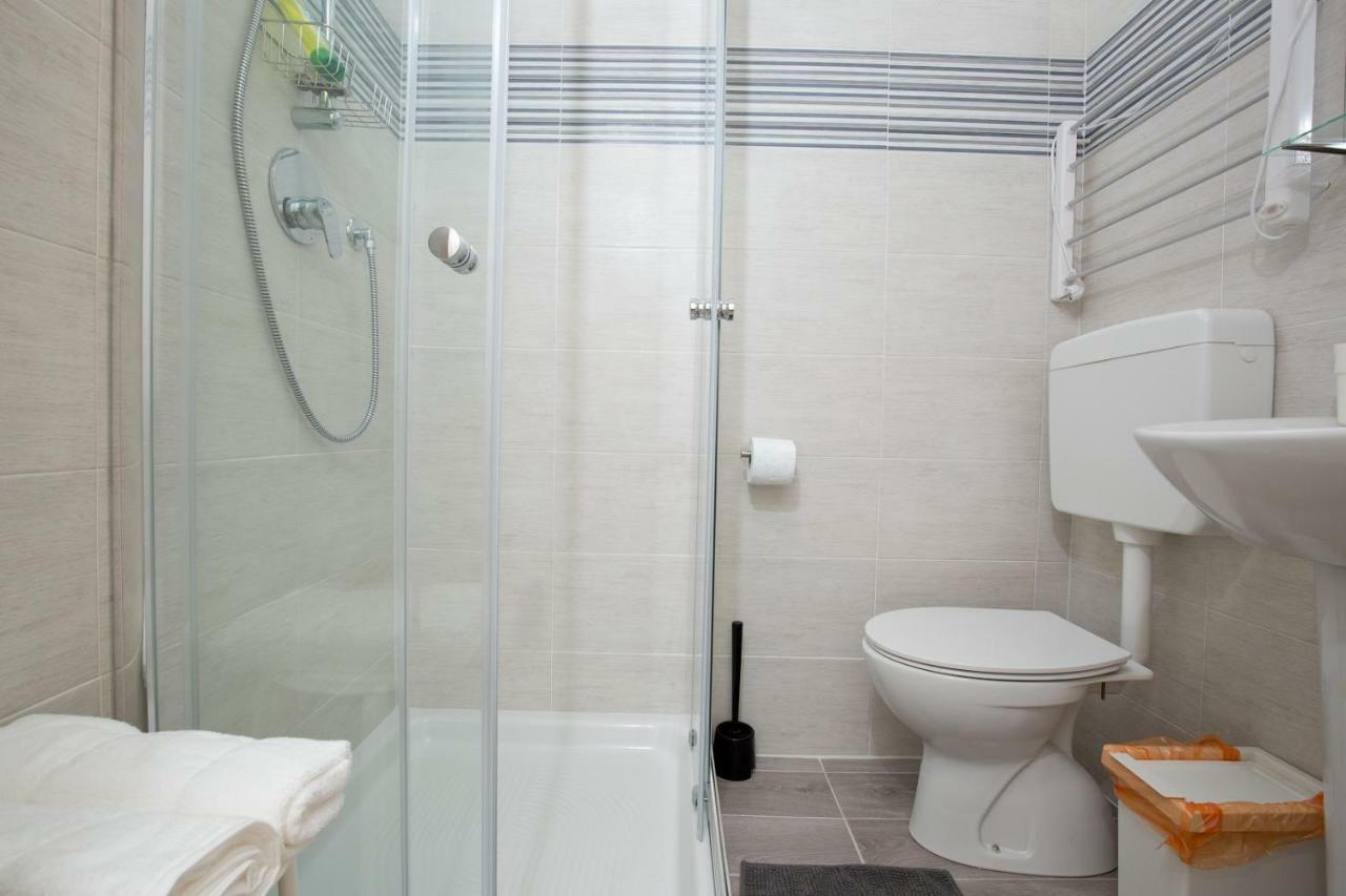 Rimini Youth Apartment Exterior photo